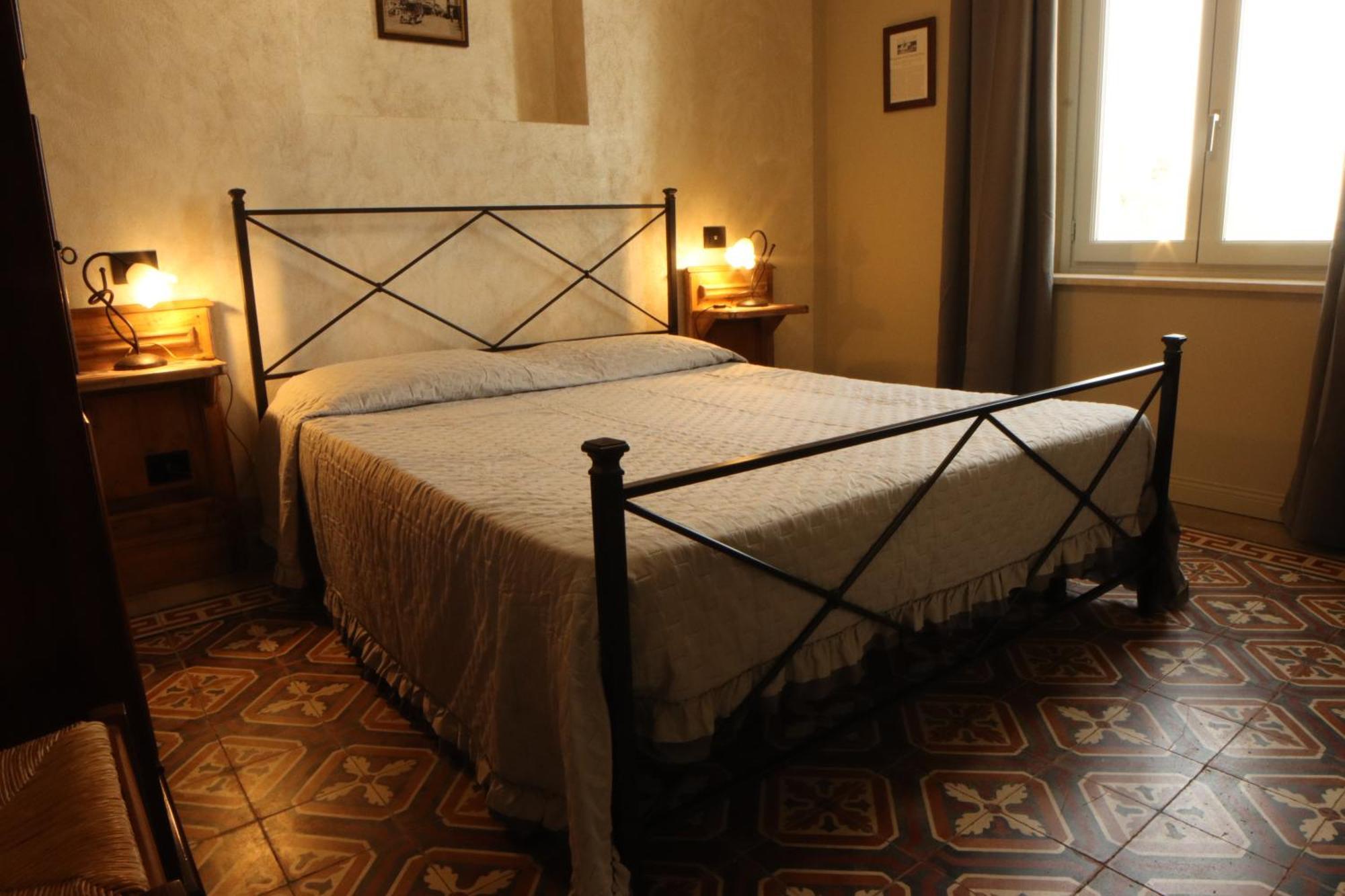 Bed and Breakfast Di Vin Roero Vezza d'Alba Exterior foto
