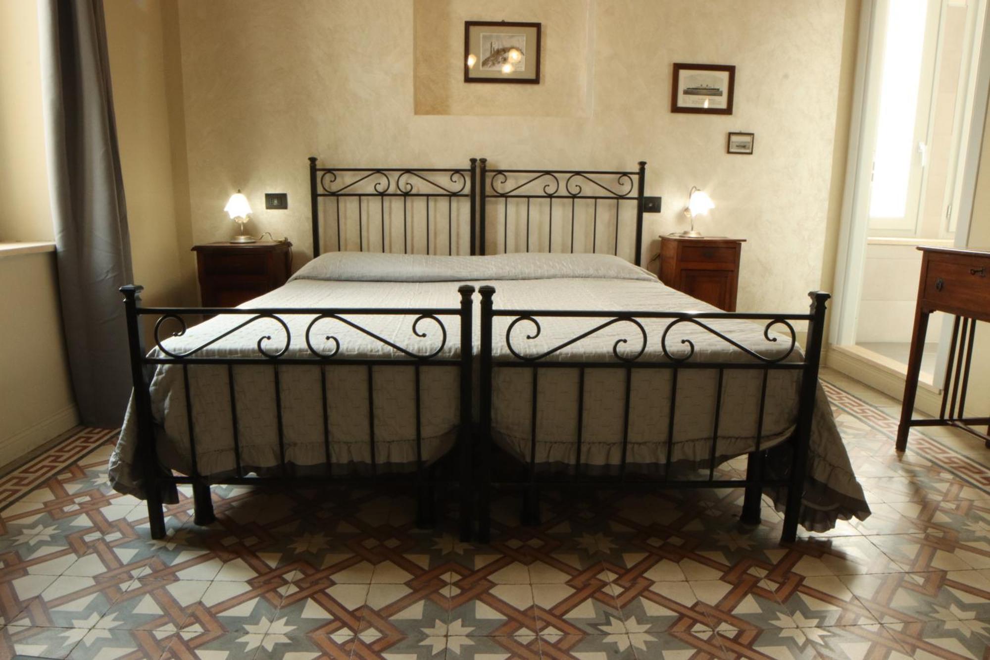 Bed and Breakfast Di Vin Roero Vezza d'Alba Exterior foto