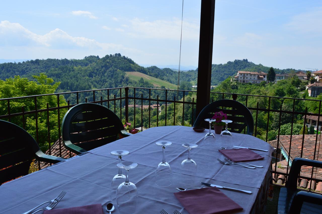 Bed and Breakfast Di Vin Roero Vezza d'Alba Exterior foto